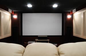 projector vs tv for home theater