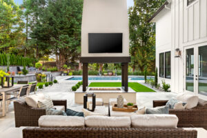 Outdoor Speaker Systems: How to Get Great Sound in Your Backyard